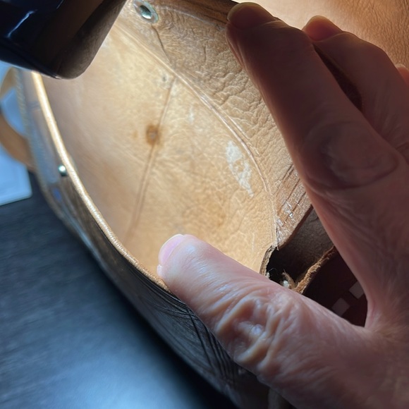 LEATHER  CROSSBODY OR SHOULDER BAG - Picture 4 of 12